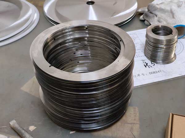 Tungsten Karbida Mesin Pemotong Pisau Blade Lingkaran Industri Untuk Memotong Karton Untuk Pabrik Manufaktur 3