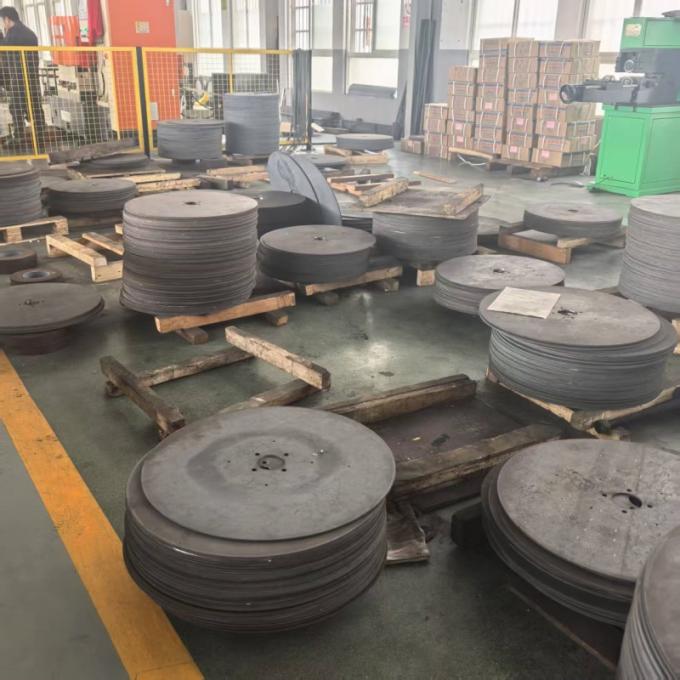 Mata Gergaji Log Melingkar 610mm Untuk Mesin Pemotong Kertas Tisu, Ketebalan 4.76mm Dan Dirancang Dengan Kedalaman Pemotongan 2,5 Inci 5